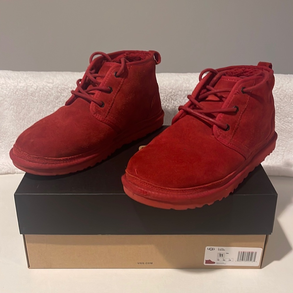 Ugg ~ Neumel Chukka Boot